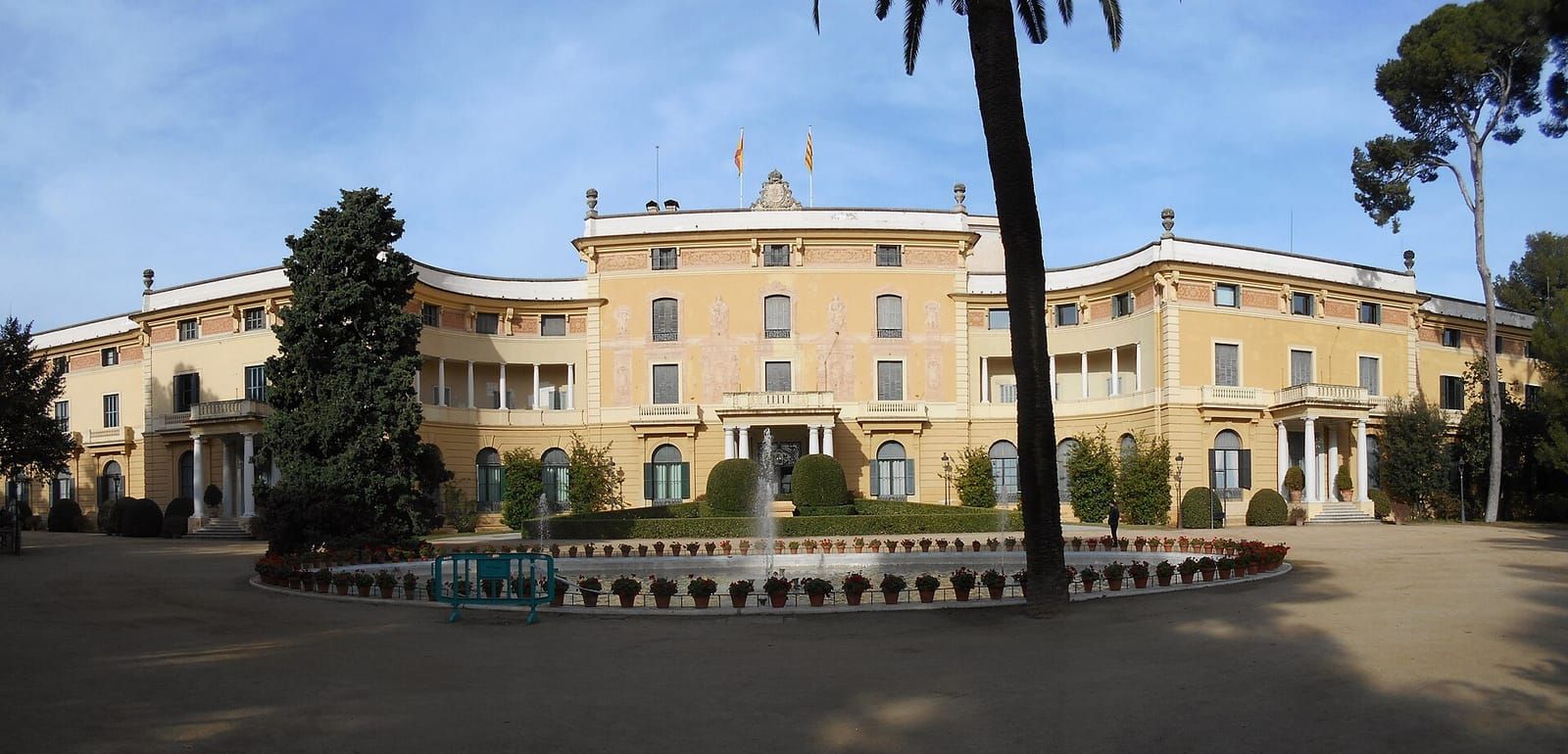 El Palau Reial de Pedralbes y sus jardines